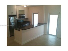 1034 Lenox Ave. in Miami Beach, FL - Building Photo