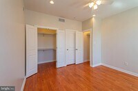 2129 Earp St photo'