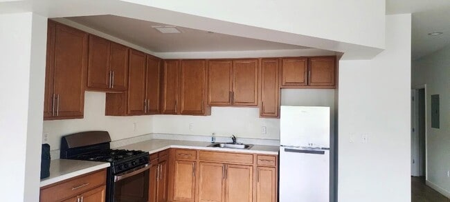 668 Snediker Ave-Unit -3 in Brooklyn, NY - Building Photo - Building Photo