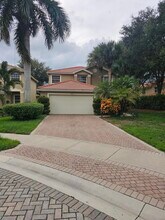 7533 Topiary Ave in Boynton Beach, FL - Building Photo - Building Photo