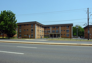 Montgomery House Apartments