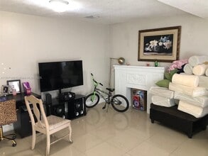 2232 SW 11th St in Miami, FL - Building Photo - Building Photo
