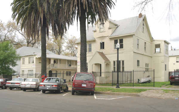 3309 1st Ave in Sacramento, CA - Foto de edificio - Building Photo