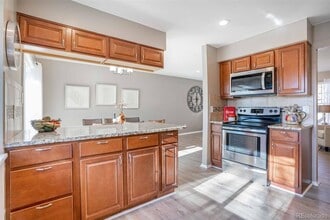 7373 E Fremont Dr in Centennial, CO - Foto de edificio - Building Photo