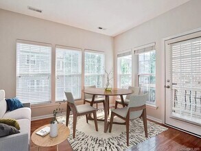 660 Penn St in Charlotte, NC - Building Photo - Building Photo