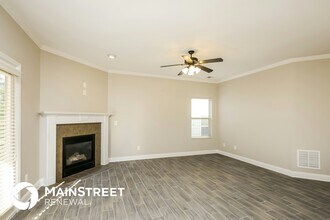 4715 Sweetwater Drive in Gainesville, GA - Building Photo - Building Photo