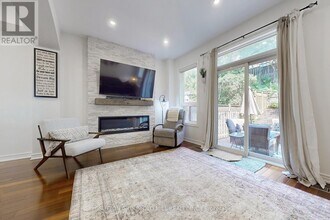 38 Bell Manor Dr in Toronto, ON - Building Photo - Building Photo