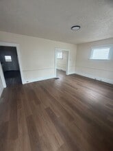 2816 Perry St in Erie, PA - Building Photo - Building Photo