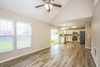 7462 Carnation Ln in Indianapolis, IN - Building Photo - Building Photo