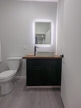 34 Hancock St, Unit 1 in Brockton, MA - Foto de edificio - Building Photo
