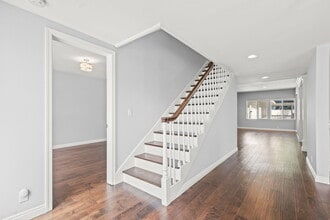 15473 Lemay St in Van Nuys, CA - Foto de edificio - Building Photo