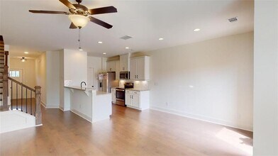 5873 Greystone Dr in Lithonia, GA - Building Photo - Building Photo