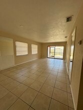 27600 S View Dr in Bonita Springs, FL - Building Photo - Building Photo