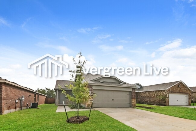 2125 Sulky Ln in Aubrey, TX - Building Photo - Building Photo