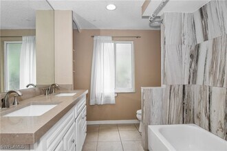 28058 Oak Ln in Bonita Springs, FL - Building Photo - Building Photo