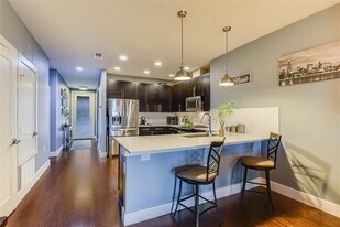 2805 Dulce Ln in Austin, TX - Building Photo