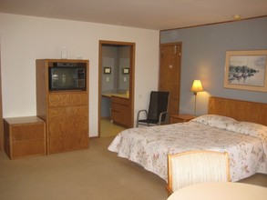 High Cliff Resort Suites in Sherwood, WI - Building Photo - Other