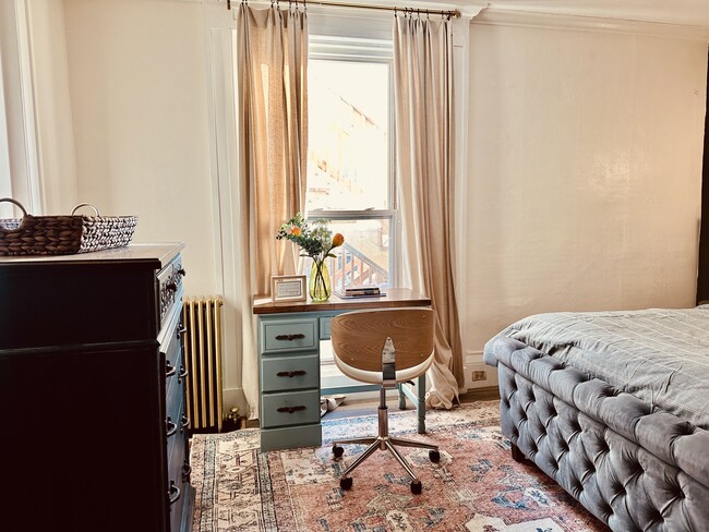 167 Broadway, Unit B in Bangor, ME - Foto de edificio - Building Photo