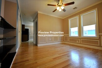 38 Turner St, Unit 1 in Boston, MA - Building Photo - Building Photo