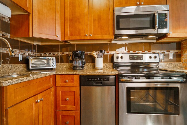 8 Garrison St, Unit 4 in Boston, MA - Building Photo - Building Photo