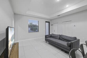 2915 65th St W in Lehigh Acres, FL - Building Photo - Building Photo