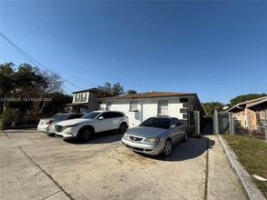 817 5th St in West Palm Beach, FL - Building Photo - Building Photo