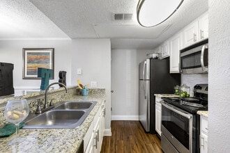 Bent Tree Park Apartments in Addison, TX - Foto de edificio - Interior Photo