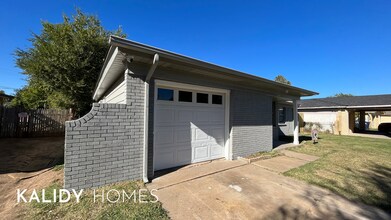 2813 SW 62nd St in Oklahoma City, OK - Building Photo - Building Photo