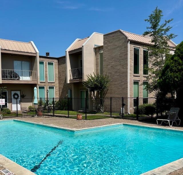 property at 1115 Augusta Dr