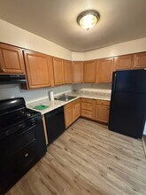 7301 Calder Dr in Capitol Heights, MD - Foto de edificio - Building Photo