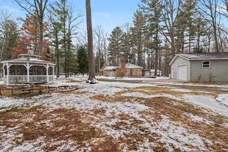 930 W Walter Dr in Sanford, MI - Building Photo - Building Photo