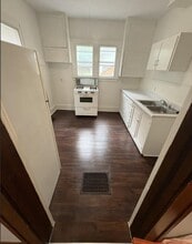 3903 University Ave in Des Moines, IA - Building Photo - Building Photo