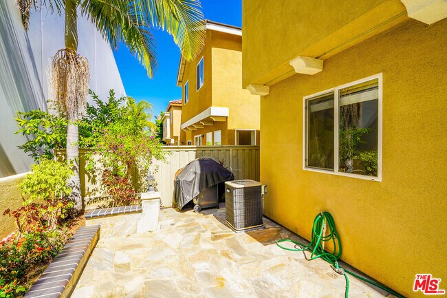 1241 Ivy Terrace in Torrance, CA - Building Photo - Building Photo