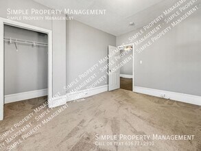 156 Carrier St NE in Grand Rapids, MI - Building Photo - Building Photo