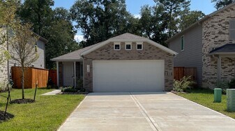 3038 Mallorca Dr in Conroe, TX - Building Photo