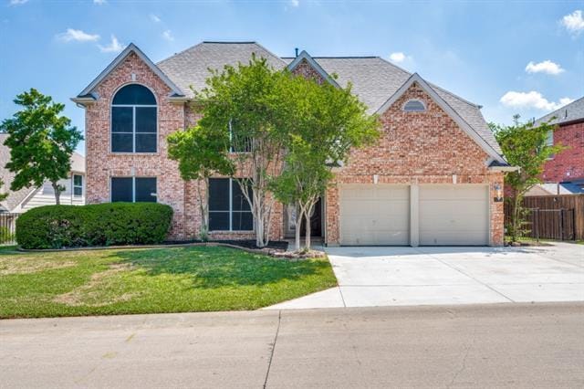 property at 2704 Crestwood Ln