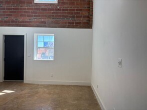 1213 N Harvey Ave in Oklahoma City, OK - Building Photo - Building Photo