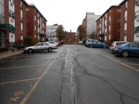 11 Commonwealth Ct, Unit 7 in Boston, MA - Building Photo