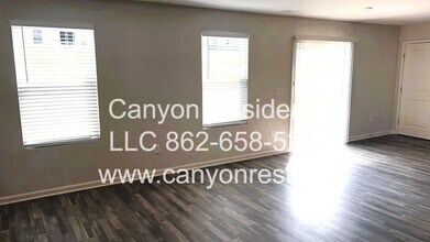 740 Wayfinder Run in Inman, SC - Building Photo - Building Photo