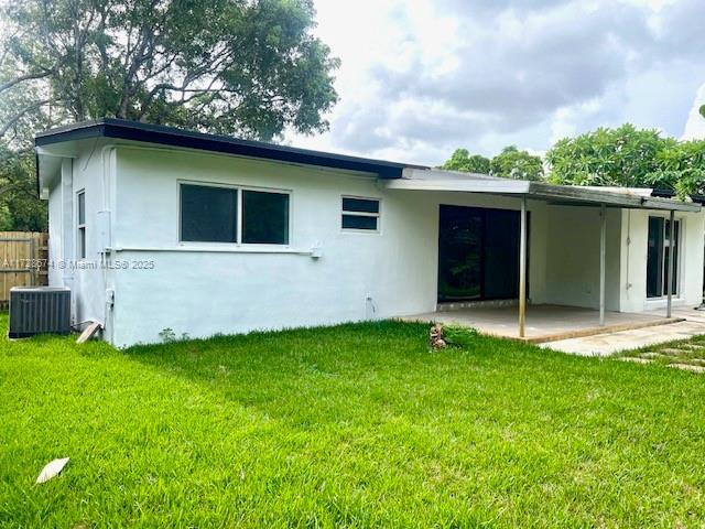 2380 SW 34th Way in Fort Lauderdale, FL - Building Photo - Building Photo