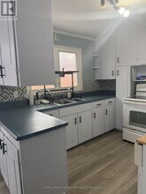 103 Cleta Dr in Toronto, ON - Building Photo - Building Photo