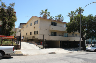 3815 W 8th St in Los Angeles, CA - Building Photo - Building Photo