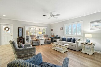 27581 Hacienda E Blvd in Bonita Springs, FL - Building Photo - Building Photo