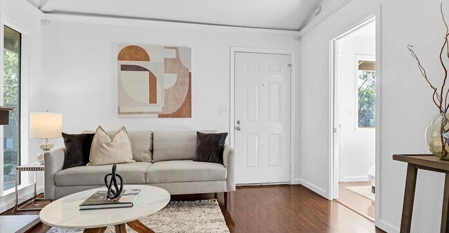 5717 Makati Cir in San Jose, CA - Building Photo - Building Photo