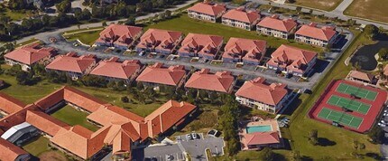 240 West End Dr in Punta Gorda, FL - Foto de edificio - Building Photo