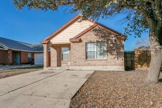 4711 Gavlick Farm in San Antonio, TX - Building Photo - Building Photo