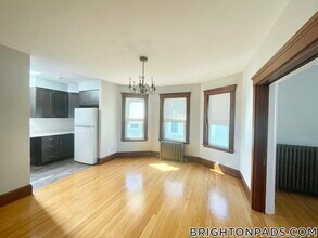 66 Perthshire Rd in Boston, MA - Building Photo - Building Photo