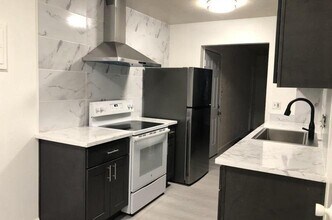 5702 Tucson Dr in San Jose, CA - Building Photo - Building Photo