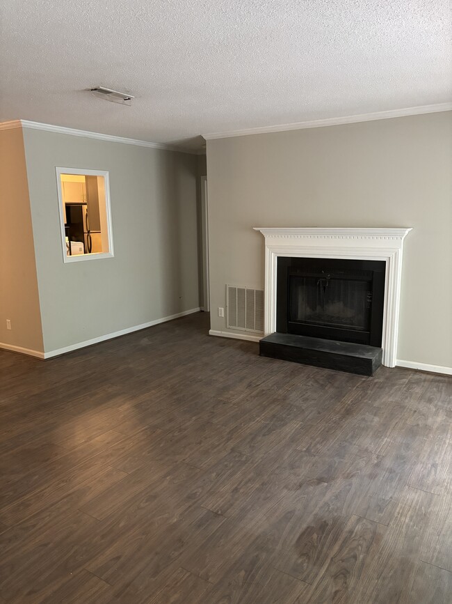 property at 616 Balfour Rd