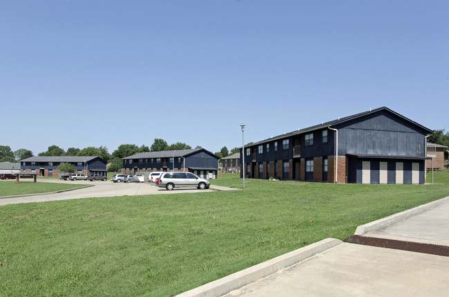 The Landings Apartments in Fort Gibson, OK - Building Photo - Building Photo